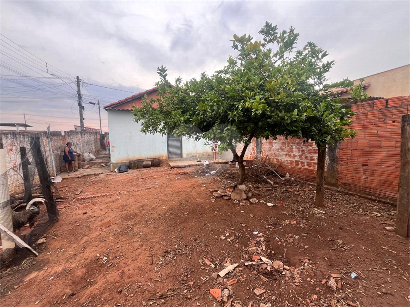 Casa à venda com 1 quarto em Vila Camarão, Itapetininga, SP