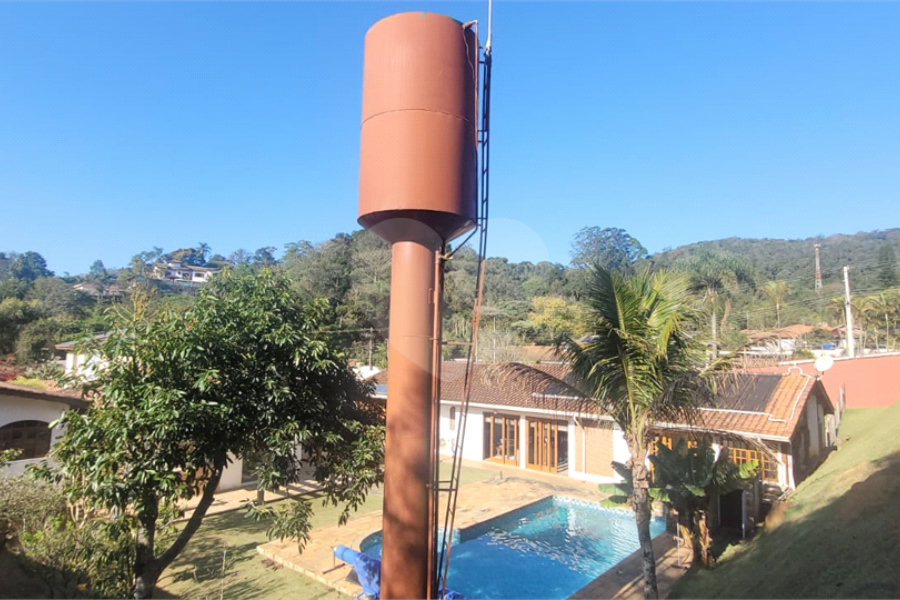 Casa à venda com 3 quartos, sendo 2 suítes,  em Mantiqueira, Mairiporã, SP