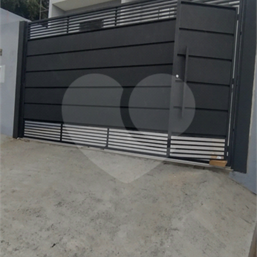 Sobrado à venda com 3 quartos, sendo 1 suíte, em Jardim Maristela, Atibaia, SP