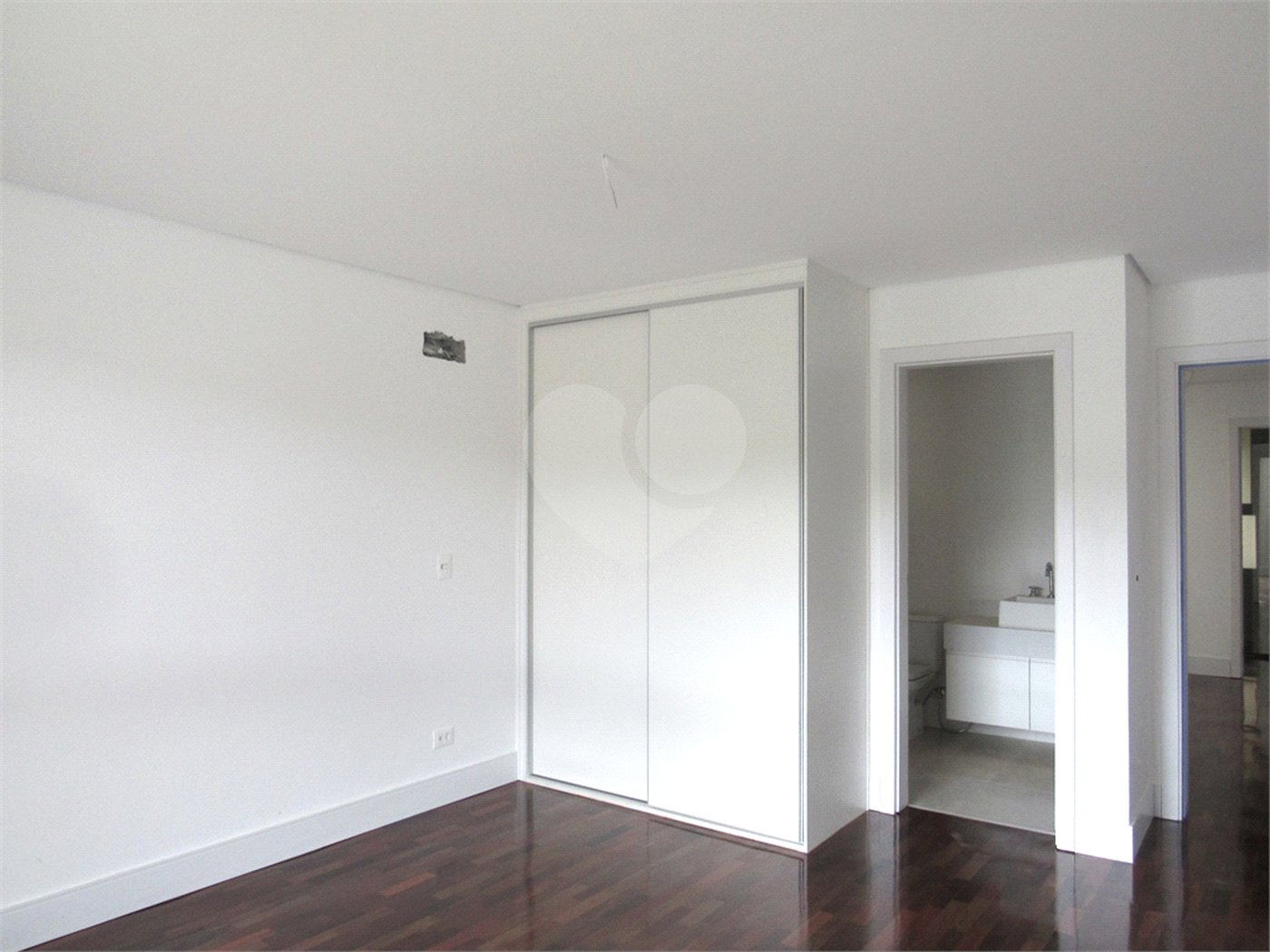 Casa à venda com 4 suítes no condomínio Premiere, São Paulo - SP