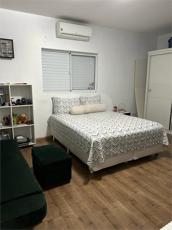 Casa à venda com 3 quartos, sendo 1 suíte,  em Vila Vitória, Mogi das Cruzes, SP