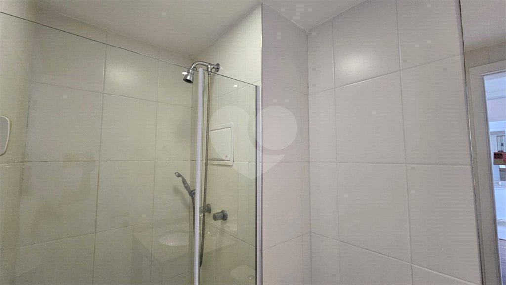 Apartamento à venda ou para alugar com 3 quartos, sendo 2 suítes, em Vila Anastácio, São Paulo, SP