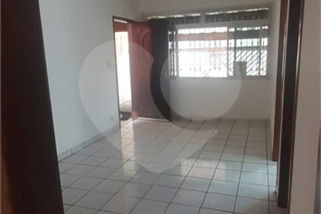 Casa à venda com 3 quartos, sendo 1 suíte, em Vila Gustavo, São Paulo, SP