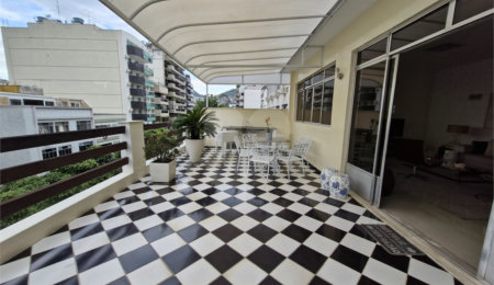 Cobertura à venda com 4 quartos, sendo 2 suítes,  em Tijuca, Rio de Janeiro, RJ