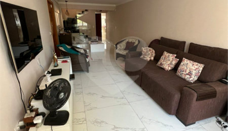 Sobrado à venda com 3 quartos, sendo 1 suíte,  em Vila Alexandria, São Paulo, SP