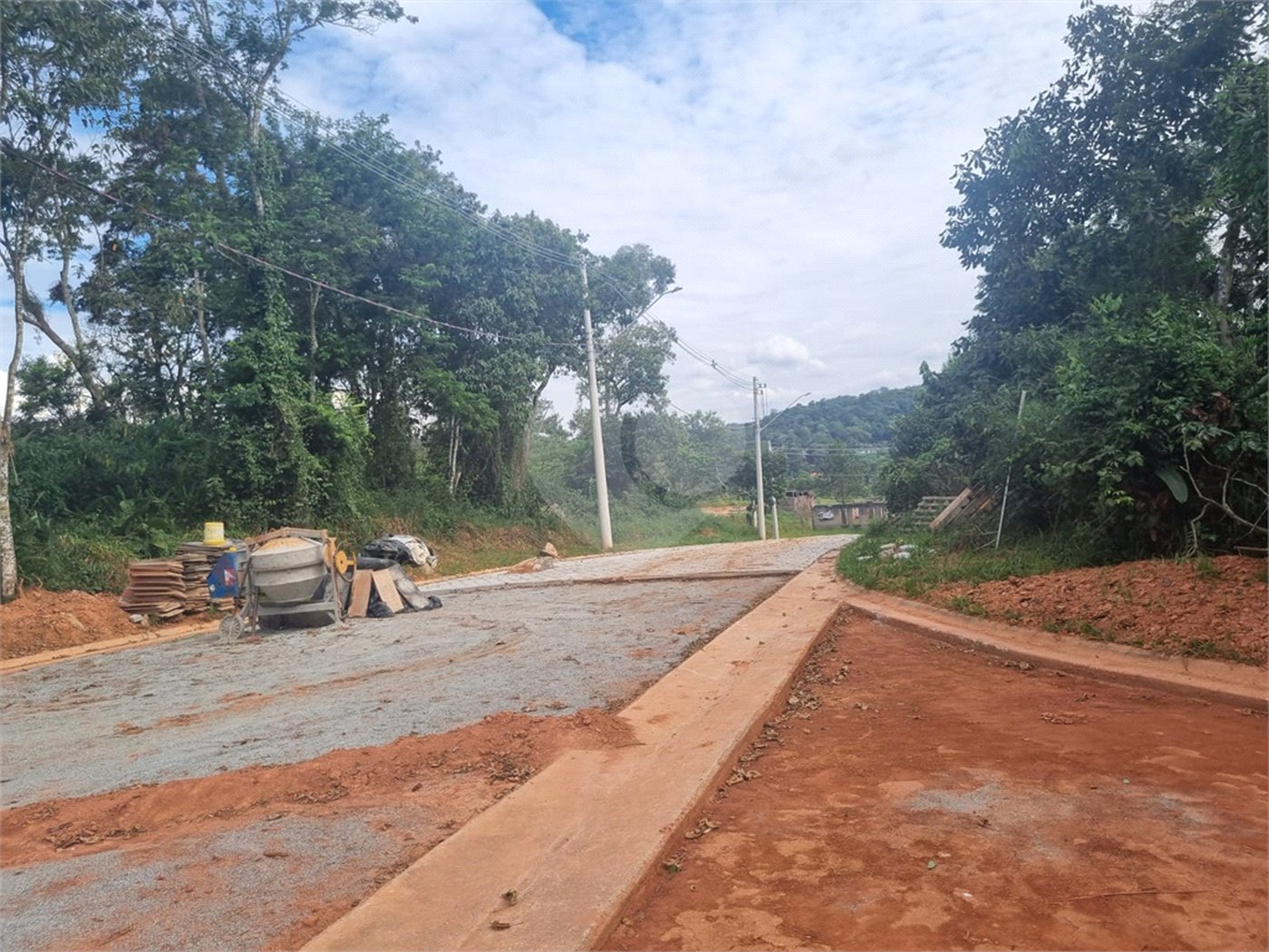 Terreno à venda em Transurb, Itapevi, SP