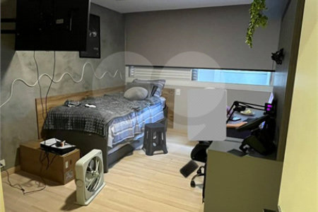 Apartamento à venda com 3 suítes em Vila Suzana, São Paulo, SP