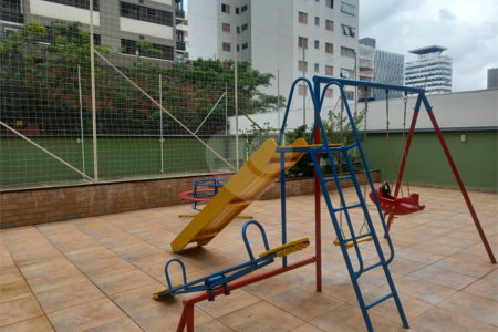 Apartamento à venda com 3 quartos, sendo 1 suíte, em Pinheiros, São Paulo, SP