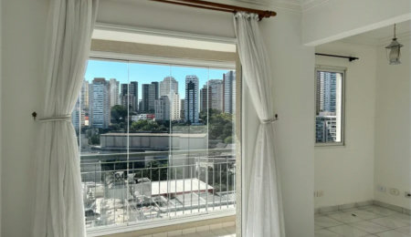 Apartamento à venda com 2 quartos, sendo 1 suíte,  em Vila Andrade, São Paulo, SP