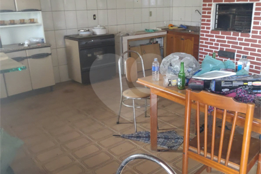 Casa à venda com 3 quartos em Horto, São Paulo, SP