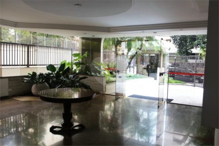 Triplex à venda com 5 quartos, sendo 3 suítes, em Santa Cecília, São Paulo, SP