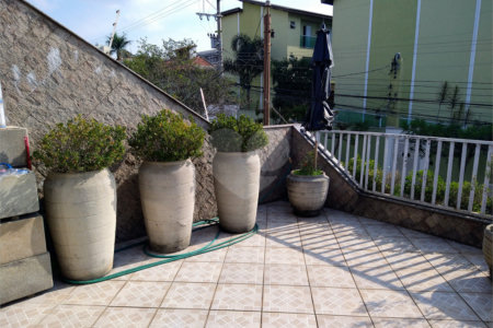Casa à venda com 3 quartos, sendo 1 suíte, em Parque Vitória, São Paulo, SP