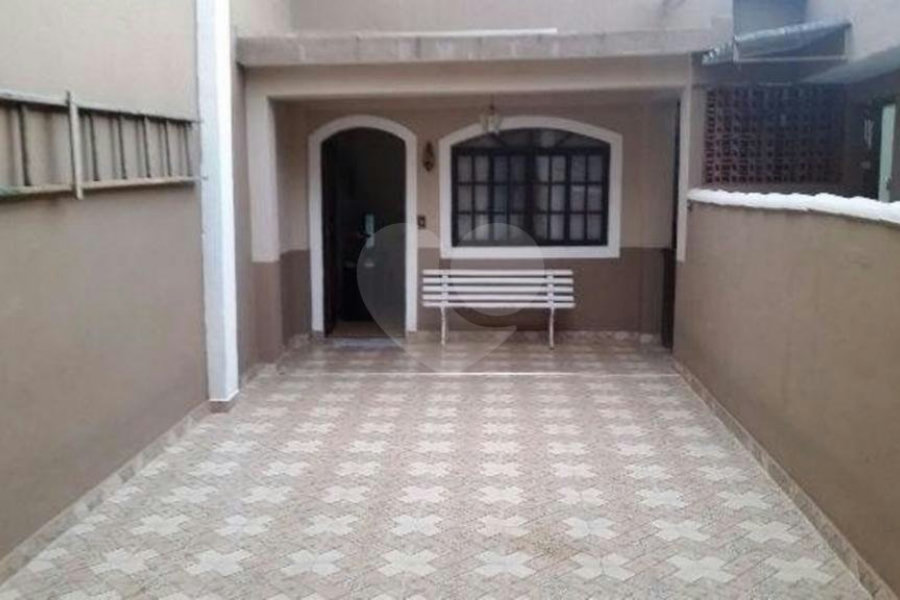 Sobrado à venda com 5 quartos, sendo 1 suíte,  em Parque Novo Mundo, São Paulo, SP