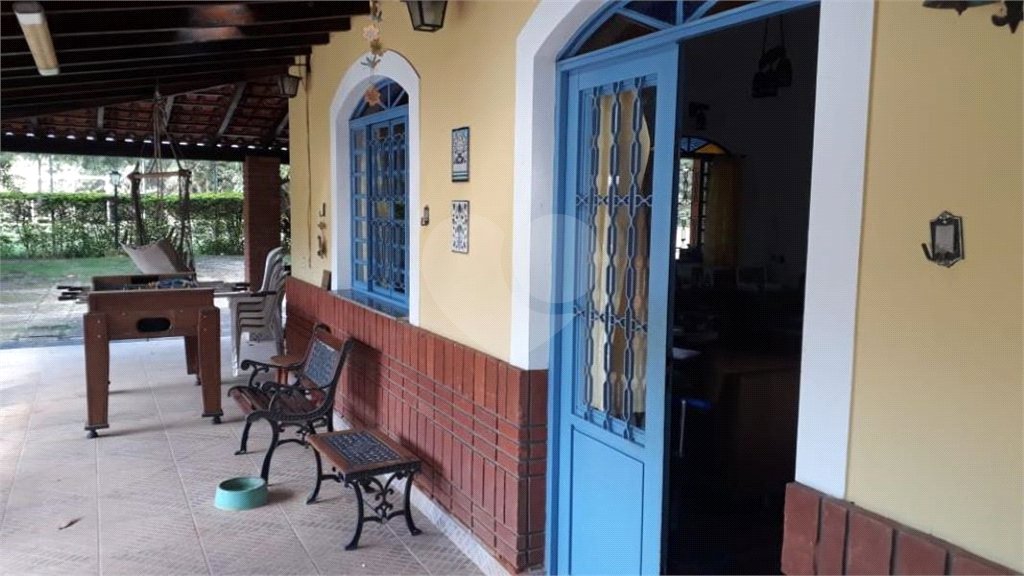 Chácara à venda com 3 quartos, sendo 2 suítes, em Chácara Companheiros, Jundiaí, SP