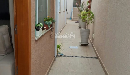 Casa à venda com 3 quartos, sendo 1 suíte,  em Residencial Jardins da Catalunha, Atibaia, SP