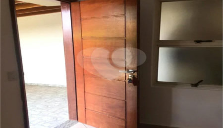 Casa à venda com 3 quartos, sendo 1 suíte,  no condomínio Residencial da Lagoa, Indaiatuba - SP