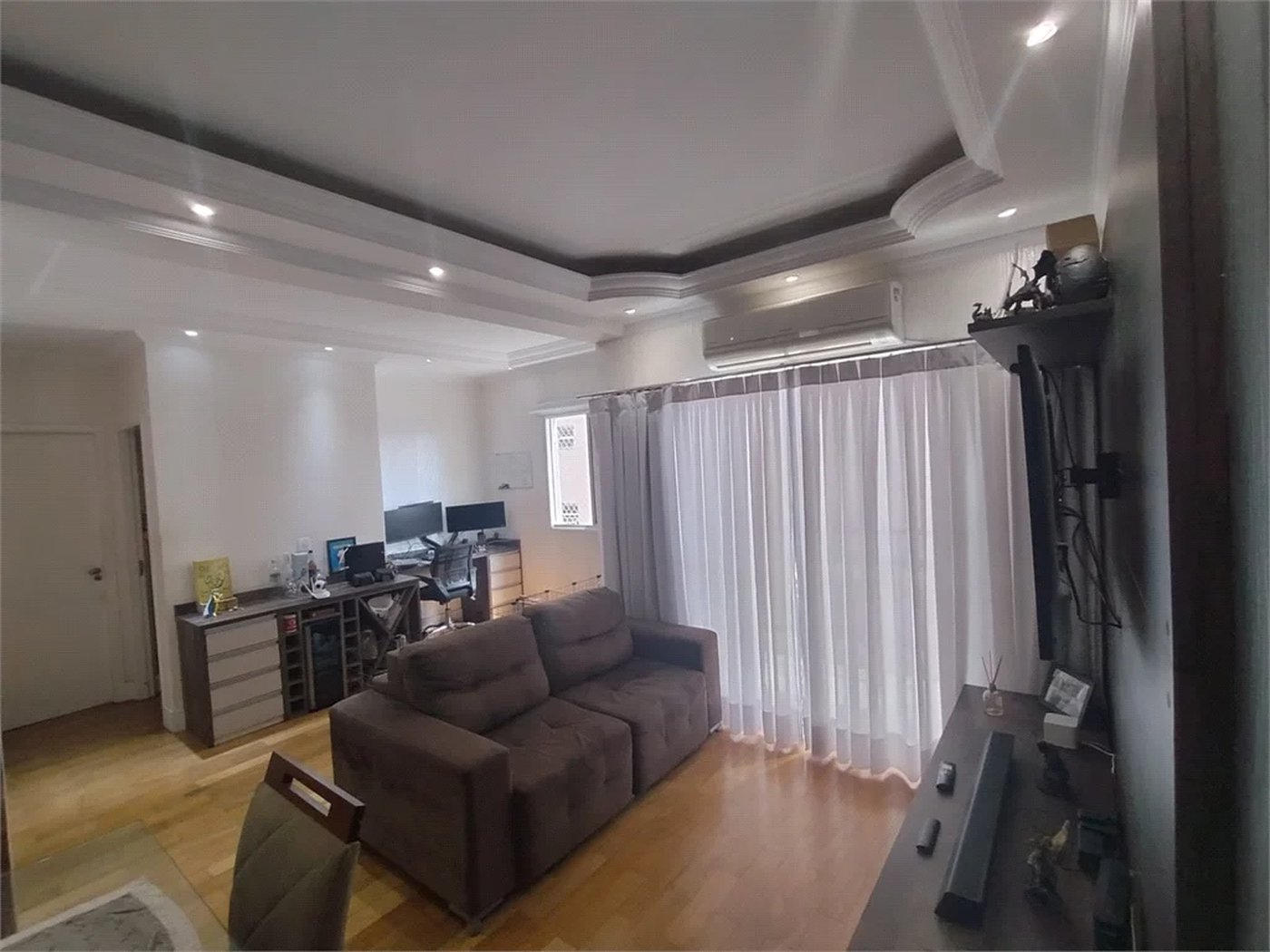 Apartamento à venda com 3 quartos, sendo 1 suíte,  em Umuarama, Osasco, SP