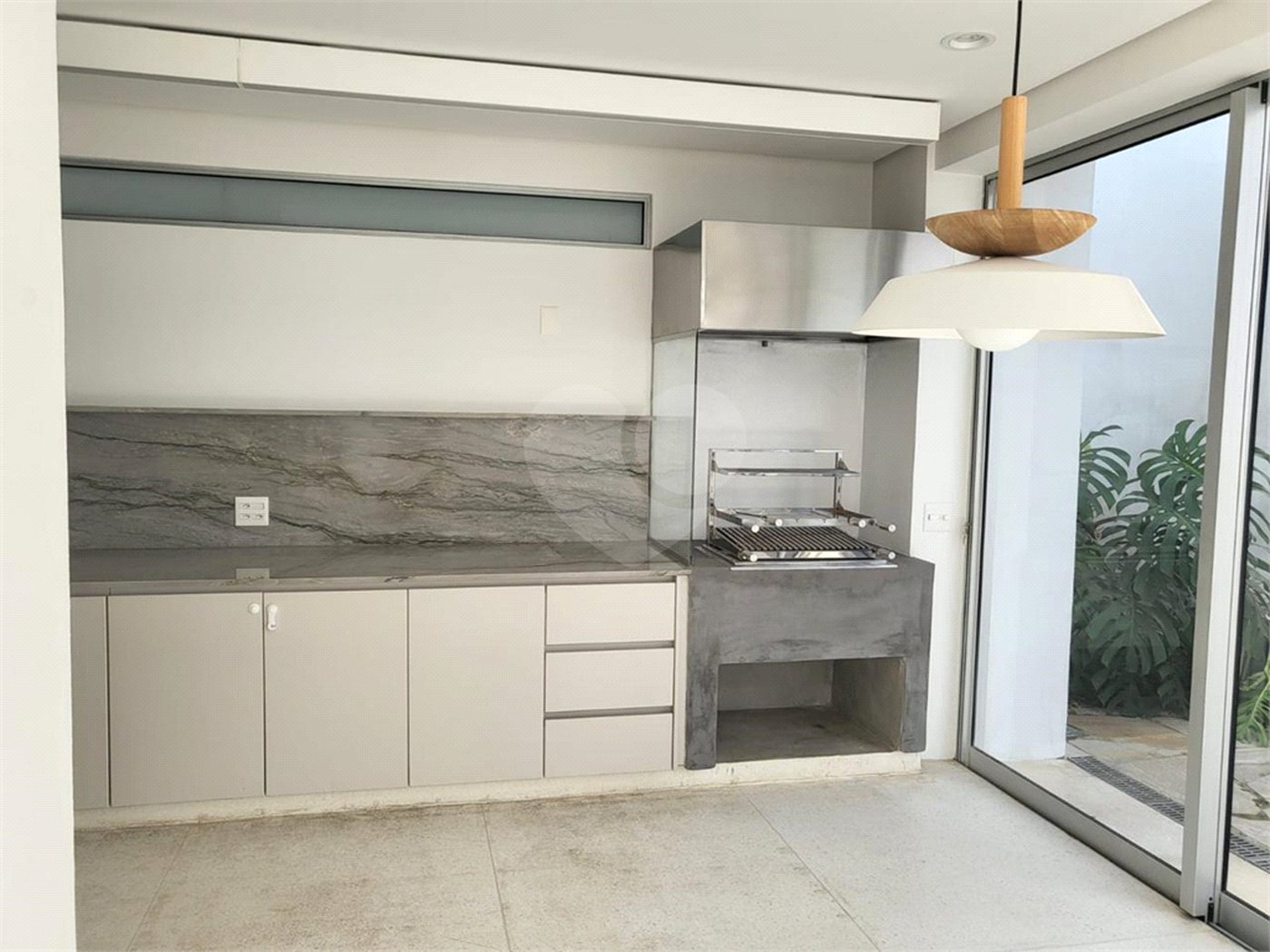 Sobrado à venda ou para alugar com 3 quartos, sendo 1 suíte, em Água Branca, São Paulo, SP