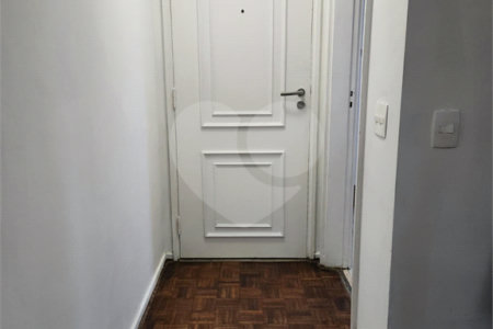 Apartamento à venda com 3 quartos, sendo 1 suíte, em Jardim Paulista, São Paulo, SP