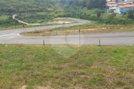 Terreno à venda em Parque dos Estados, Louveira, SP