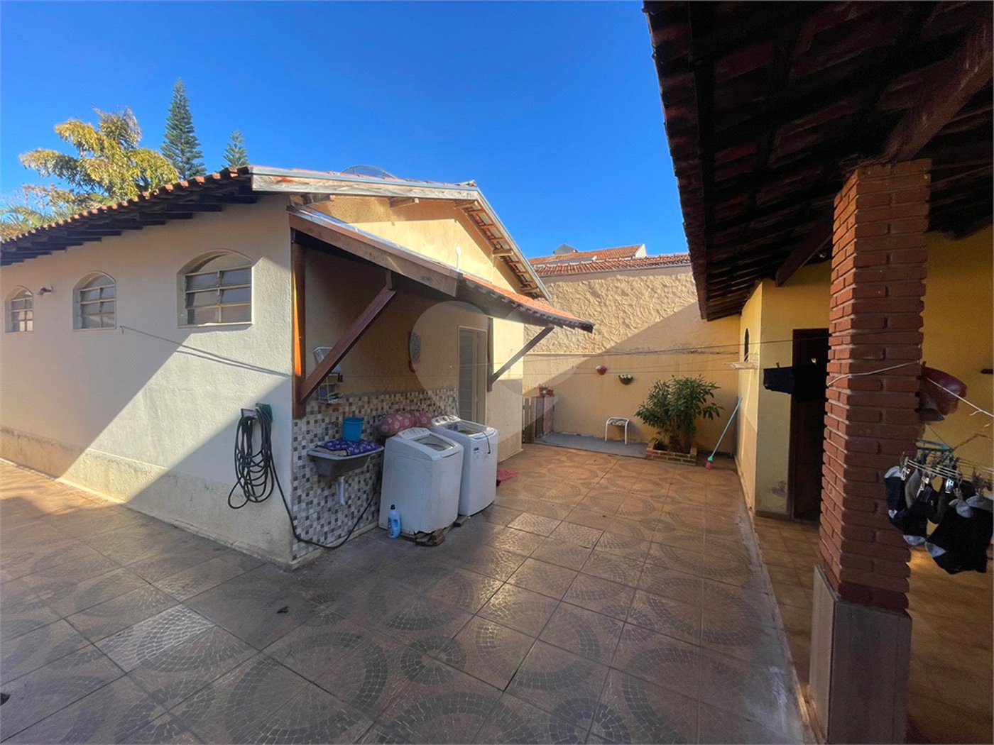 Casa térrea disponível para venda no Jardim Bandeirantes