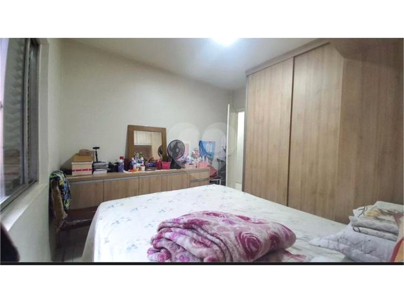 2 quartos e vaga de garagem