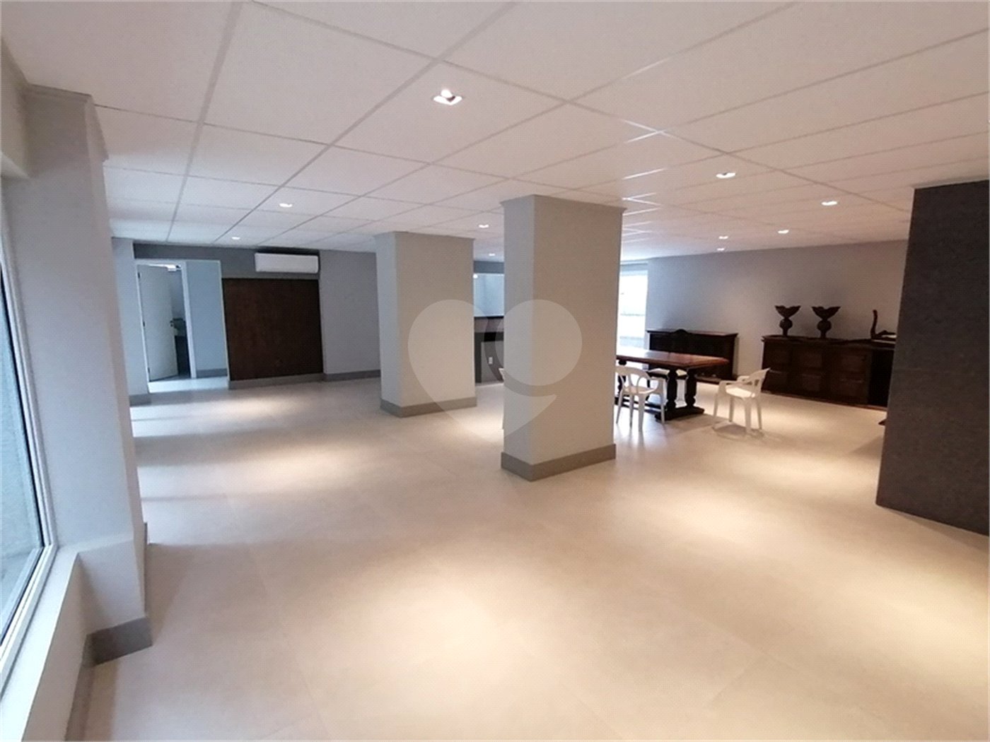 Apartamento à venda com 3 quartos, sendo 1 suíte, em Jardim Paulista, São Paulo, SP