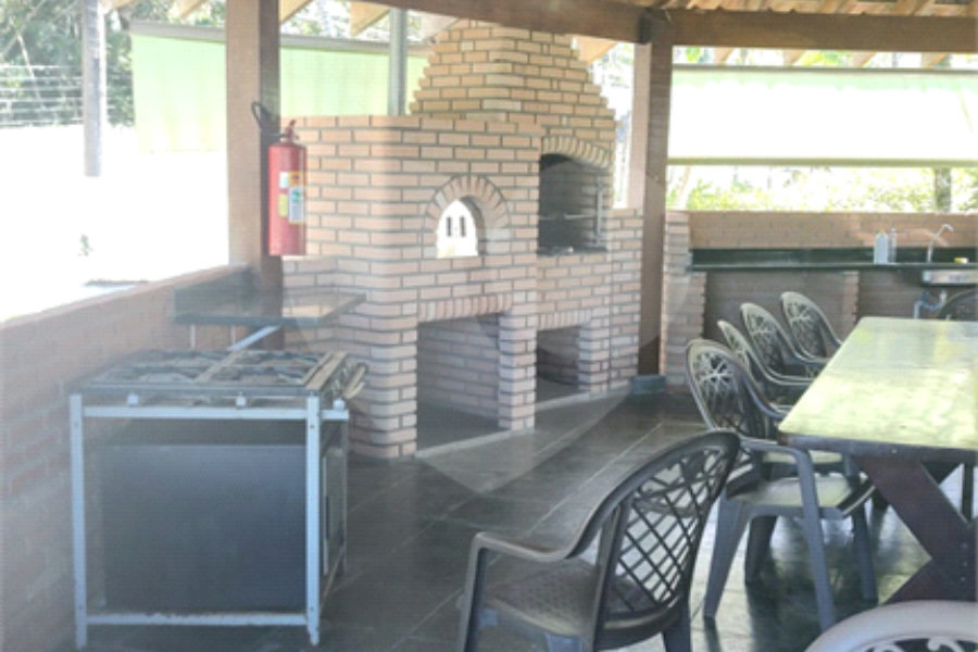 Duplex à venda com 3 quartos, sendo 1 suíte, em Enseada, Guarujá, SP