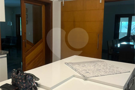 Sobrado à venda com 4 suítes em Tucuruvi, São Paulo, SP