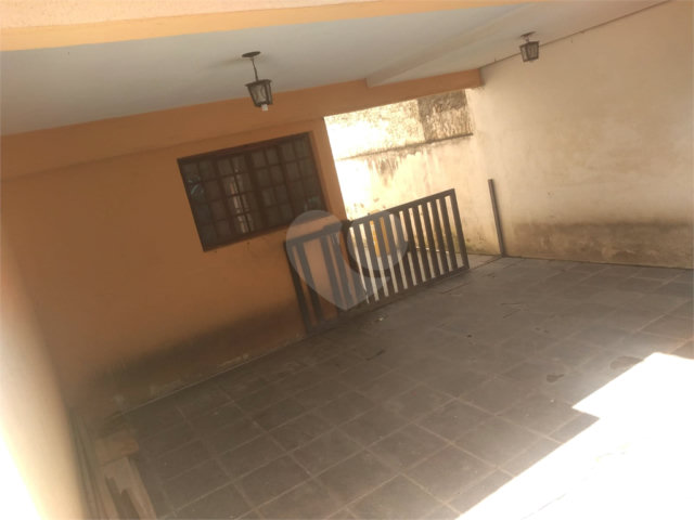 Sobrado à venda com 3 quartos, sendo 1 suíte,  em Cupecê, São Paulo, SP
