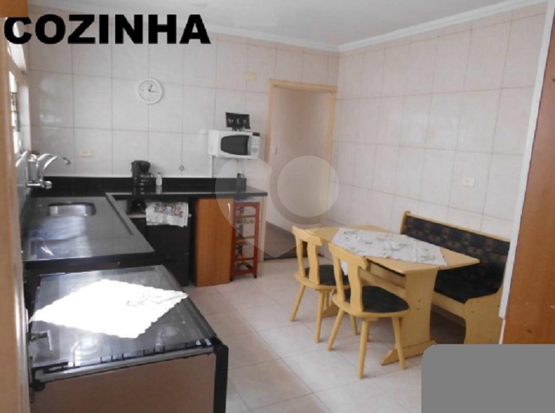 Sobrado à venda com 3 quartos, sendo 1 suíte, em Tremembé, São Paulo, SP