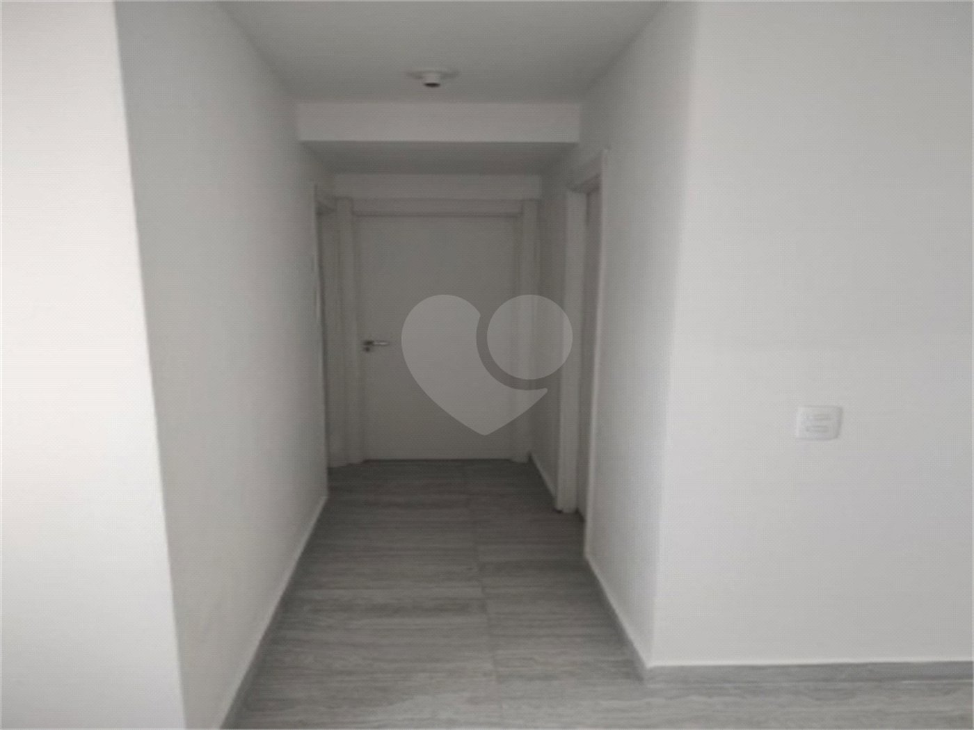 Apartamento à venda com 2 quartos em Guaiaúna, São Paulo, SP