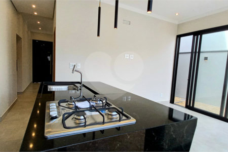 Casa Térrea à venda com 3 suítes em Jardim Valencia, Ribeirão Preto, SP