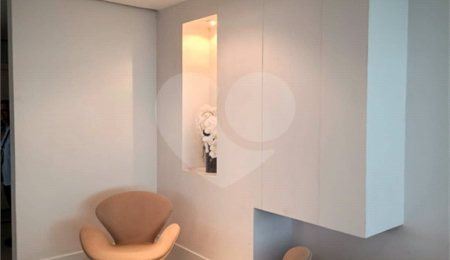 Casa Térrea à venda com 4 quartos, sendo 3 suítes,  em Jardim Morumbi, São Paulo, SP