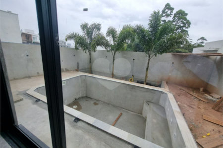 Casa à venda com 3 suítes no condomínio Mosaico da Serra, Mogi das Cruzes - SP