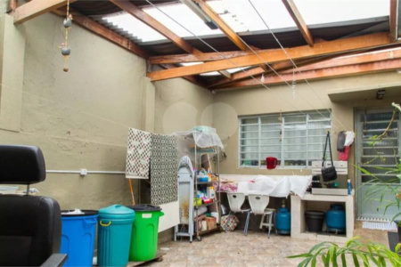 Casa à venda com 3 quartos, sendo 1 suíte, em Planalto Paulista, São Paulo, SP