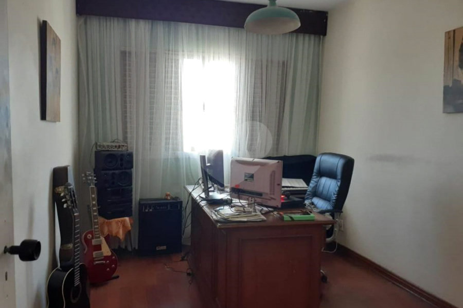 Sobrado à venda com 3 quartos, sendo 1 suíte, em Vila Mariana, São Paulo, SP