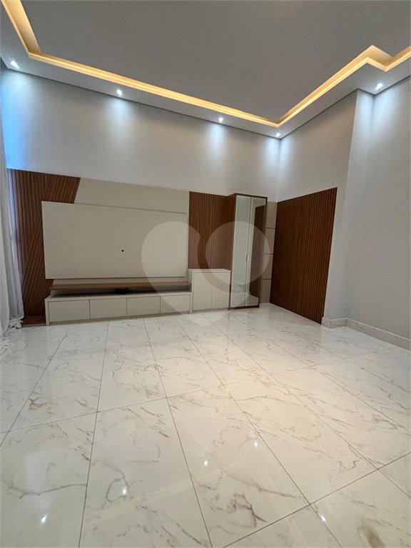 Casa à venda ou para alugar com 3 suítes no condomínio Residencial Milano, Indaiatuba - SP
