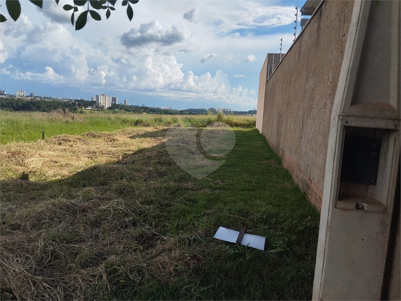 Terreno à venda em Residencial Vista do Horto, Araraquara, SP