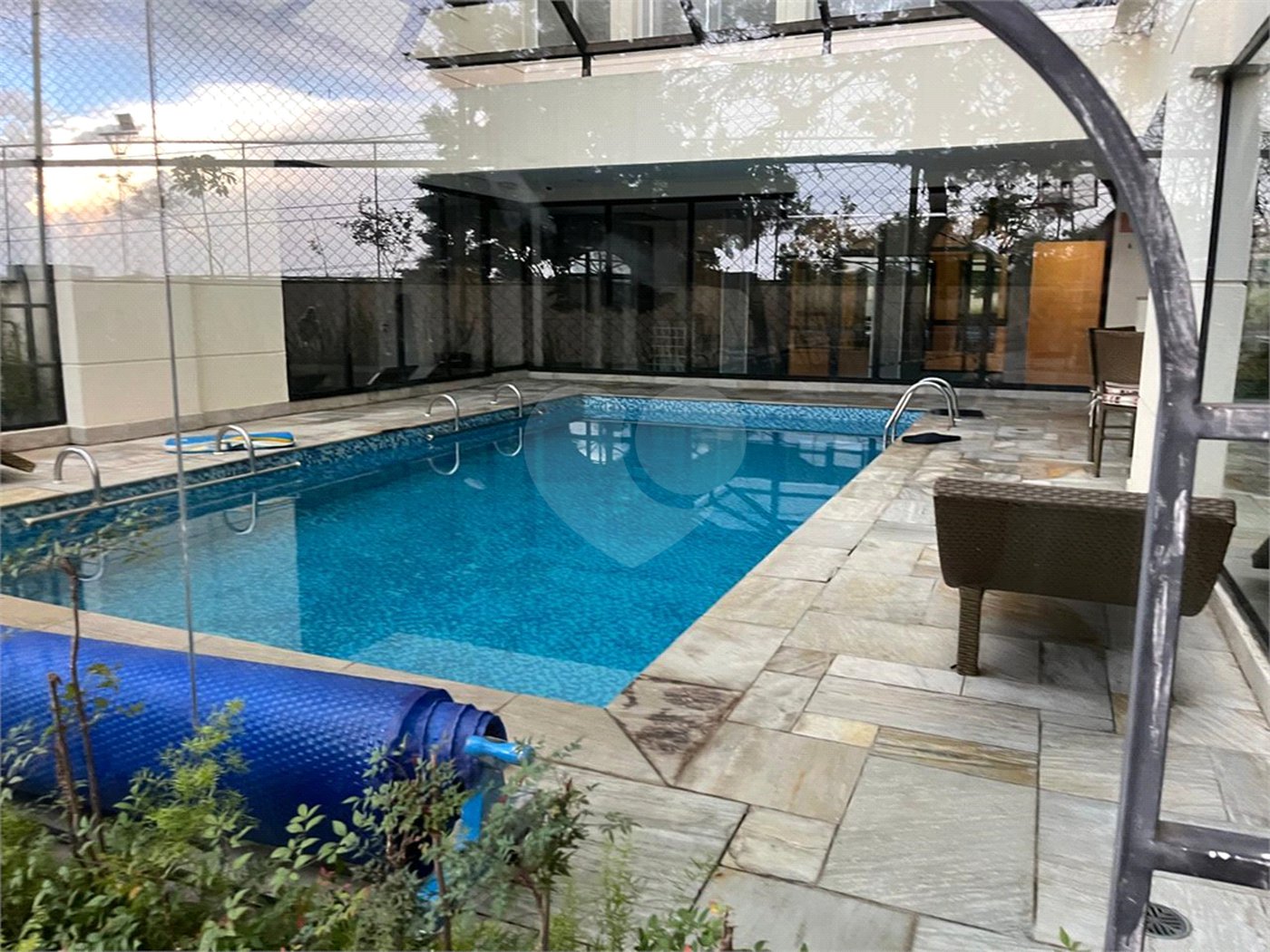 Apartamento para alugar com 3 suítes em Alphaville Centro Industrial e Empresarial/alphaville., Barueri, SP
