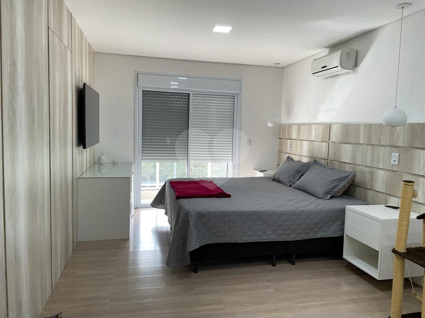Casa à venda com 4 suítes em Suru, Santana de Parnaíba, SP