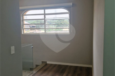 Sobrado à venda com 3 quartos, sendo 1 suíte, em Vila Lageado, São Paulo, SP