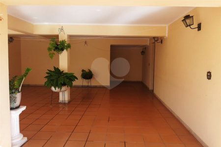 Casa à venda com 3 quartos, sendo 1 suíte, no Centro, Vinhedo, SP