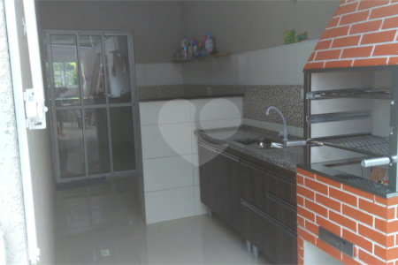 Casa Térrea à venda com 3 quartos, sendo 1 suíte,  em Jardim Estância Brasil, Atibaia, SP
