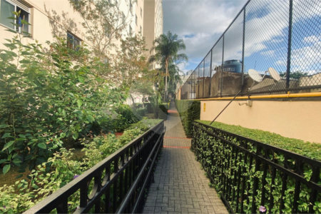 Apartamento à venda com 2 quartos em Rio Pequeno, São Paulo, SP