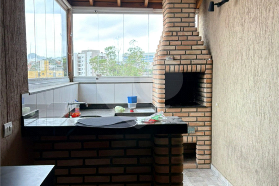 Sobrado à venda com 3 suítes em Sitio Morro Grande, São Paulo, SP