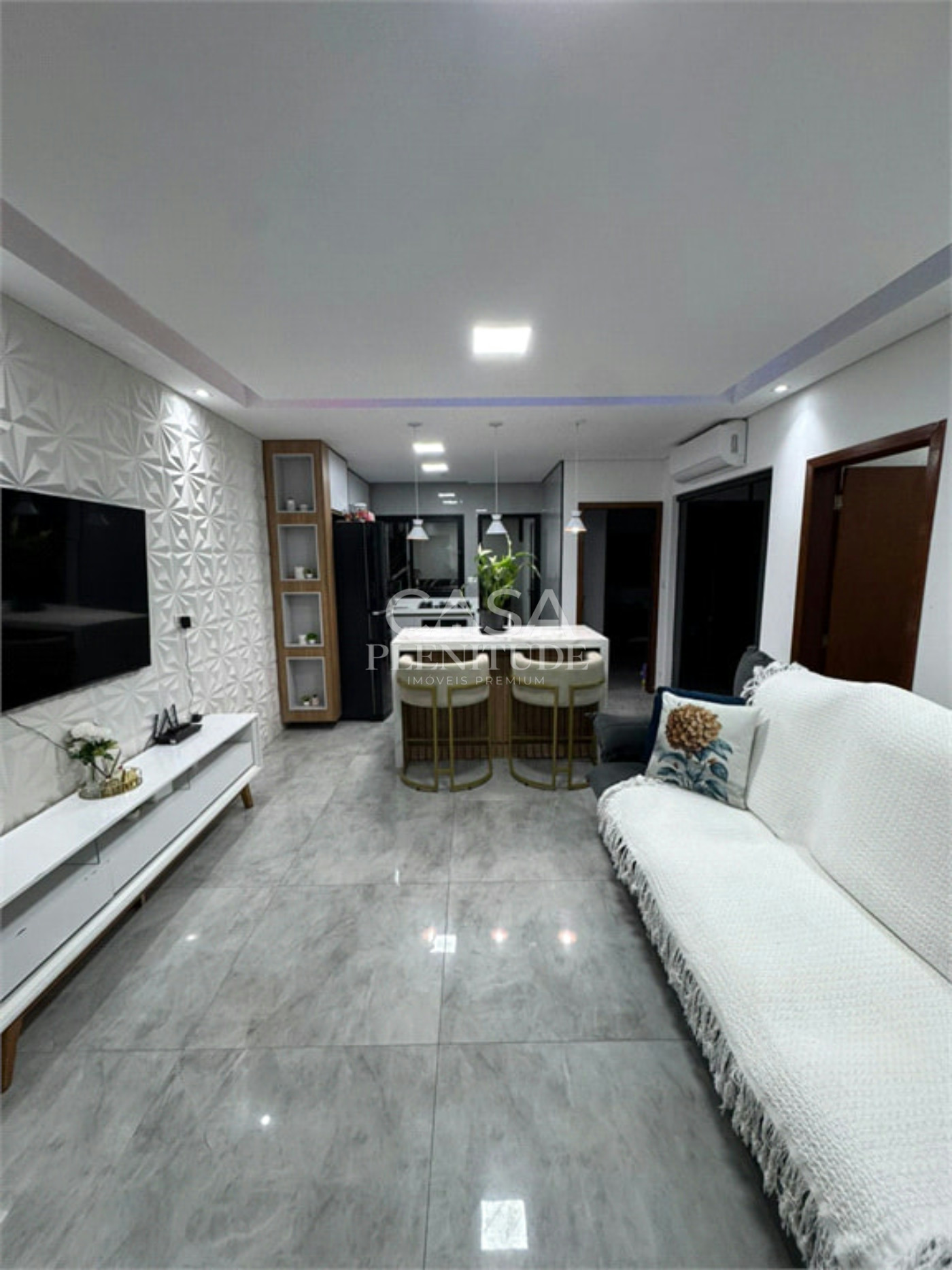 Casa em condomínio à venda com 2 quartos, sendo 1 suíte, em Horto Florestal, Sorocaba, SP