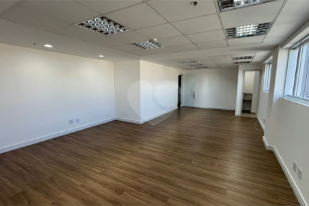 Sala para alugar em Vila Bastos, Santo André, SP