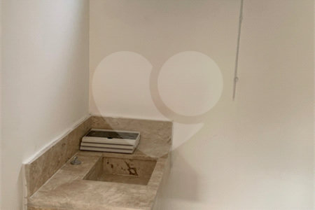 Sobrado à venda com 2 suítes em Residencial Jardins da Catalunha, Atibaia, SP