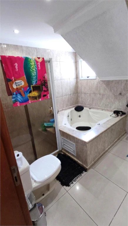Casa à venda com 2 suítes em Jardim Soraia, São Paulo, SP